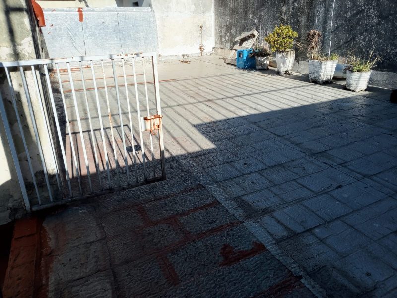 PH DE 3 AMBIENTES CON PATIO Y TERRAZA